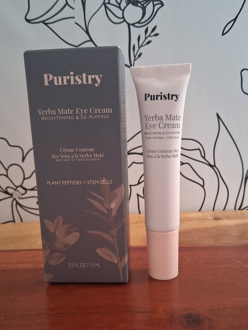 100% Pure Puristry Yerba Mate Eye Cream - Gray & Pink Tube 0.5oz